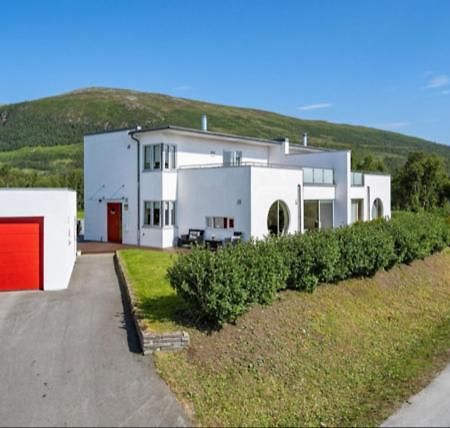 Great Villa With Amazing View Тромсё Экстерьер фото